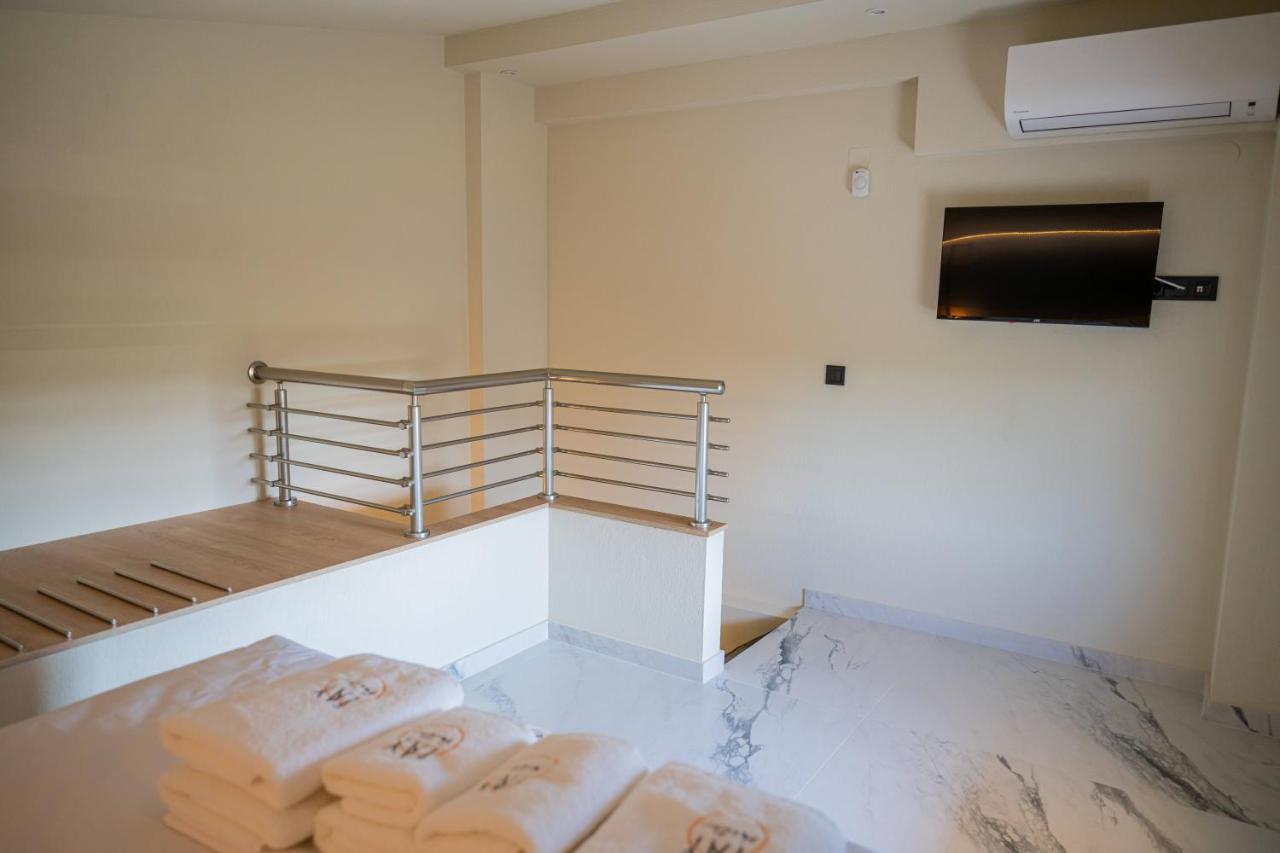 Fay Suites Flogita Ngoại thất bức ảnh