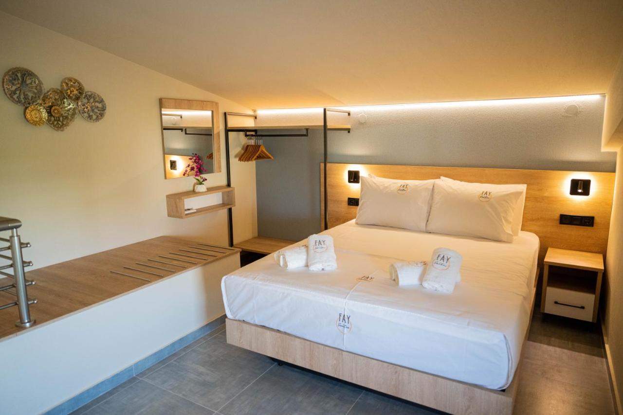 Fay Suites Flogita Ngoại thất bức ảnh